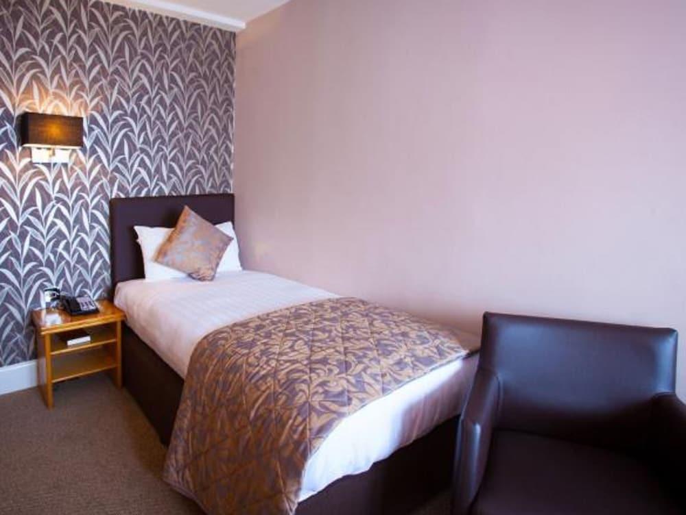 Durley Dean Hotel Борнмът Екстериор снимка